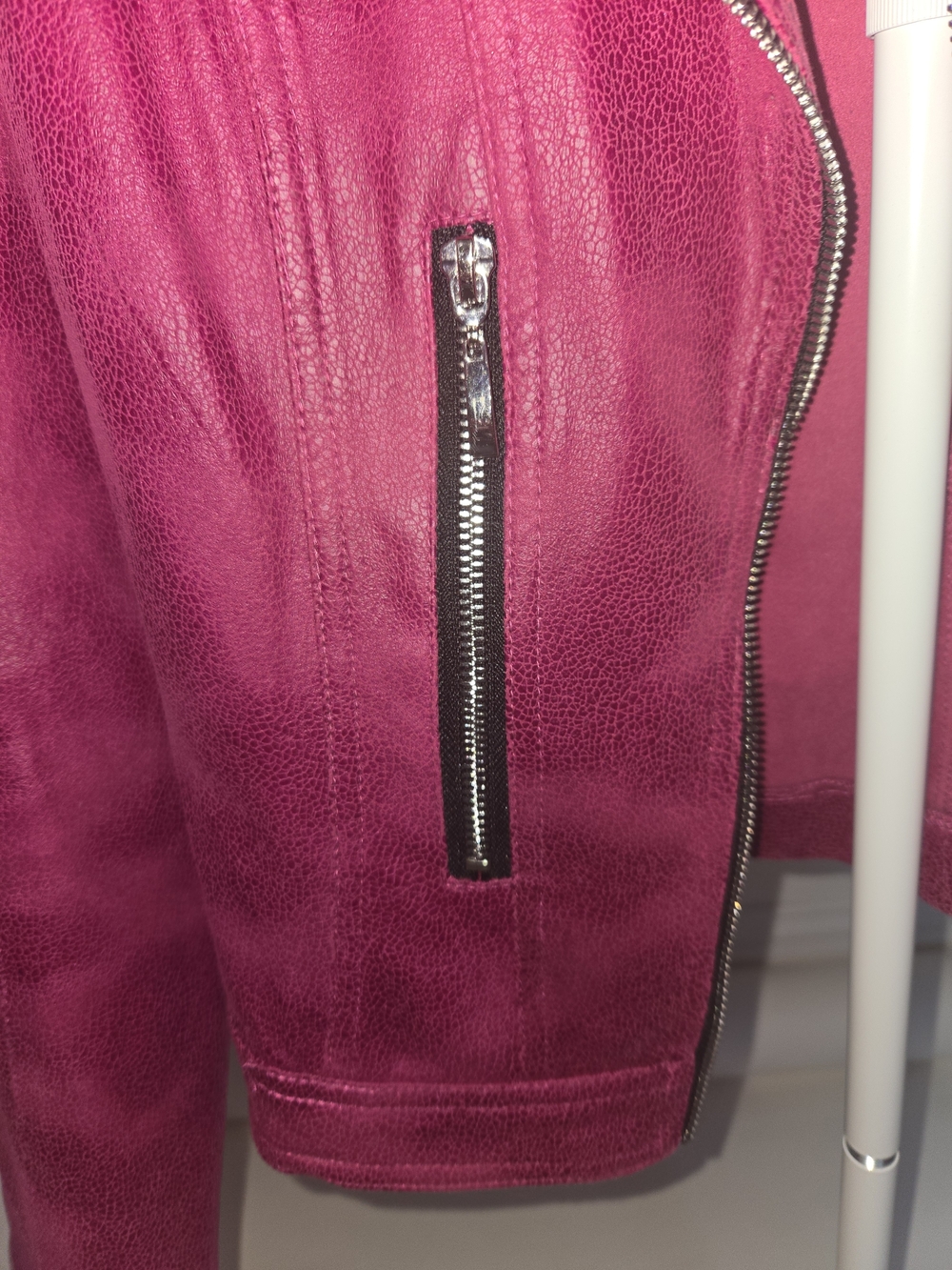 LG Pink Studded Moto Faux Leather Jacket With Zipper Accents- Women's Size 6 - Picture 6 of 15